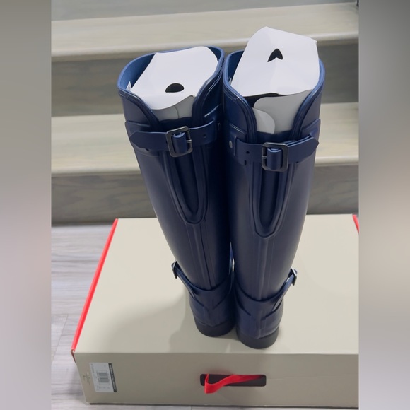 New with box HUNTER BOOTS - Picture 4 of 5